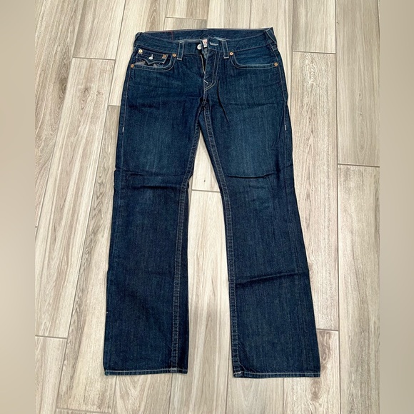 True Religion Jeans - Picture 1 of 3